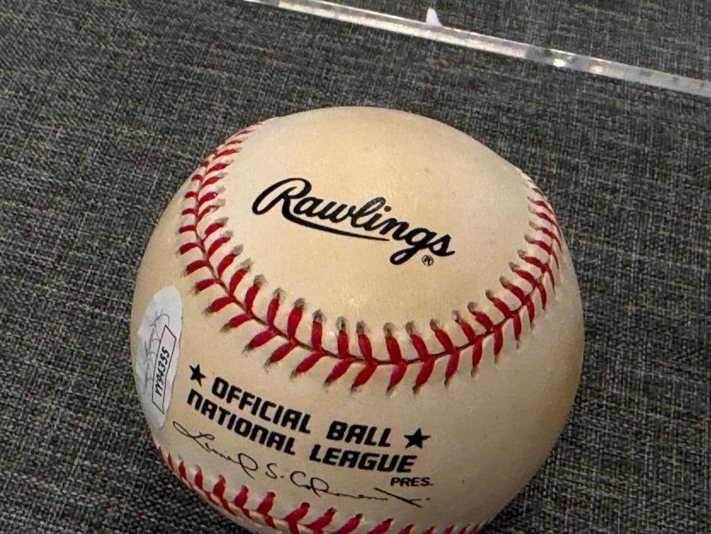 HALL OF FAMER EDDIE MATTHEWS AUTOGRAPHED BASEBALL AUTHENTICATED BY JSA WITH CERTIFICATE - 5