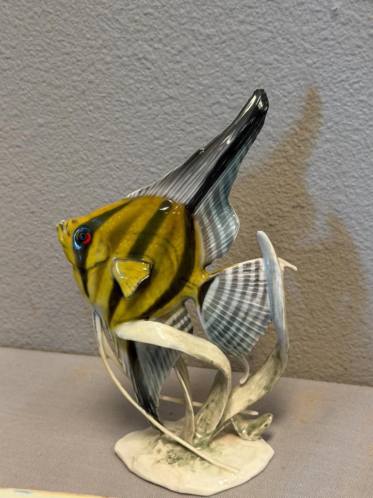 20TH CENTURY ROSENTHAL NETTER SCALARE ANGEL FISH PORCELAIN FIGURINE DESIGNED BY FRITZ HEIDENREICH - 5