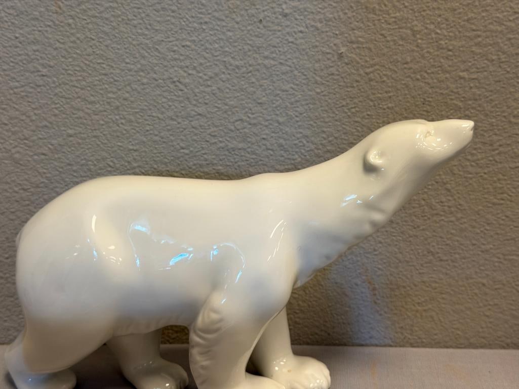 LARGE ROYAL DUX CZECH PORCELAIN FIGURINE CIRCA 1940'S - 2