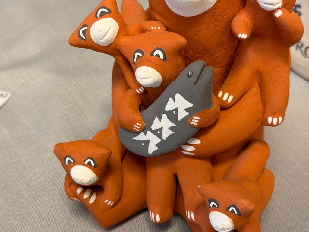 JUDY TOYA JEMEZ WATER CLAN ARTIST POTTERY CLAY FIGURE FOX AND PUPS STORY TELLER - 3