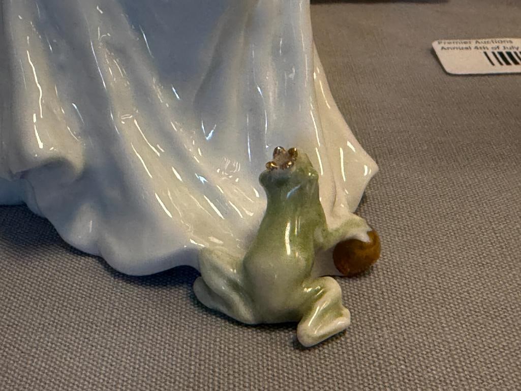 1940'S ROSENTHAL PORCELAIN FIGURINE FROG PRINCE NO. 779 DESIGNED BY LORE FRIEDRICH GRONAU - 4