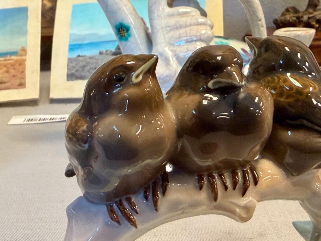 VINTAGE ROSENTHAL PORCELAIN FIGURINE OF THREE PERCHED SPARROWS DESIGNED BY KARL HIMMELSTOSS - 5