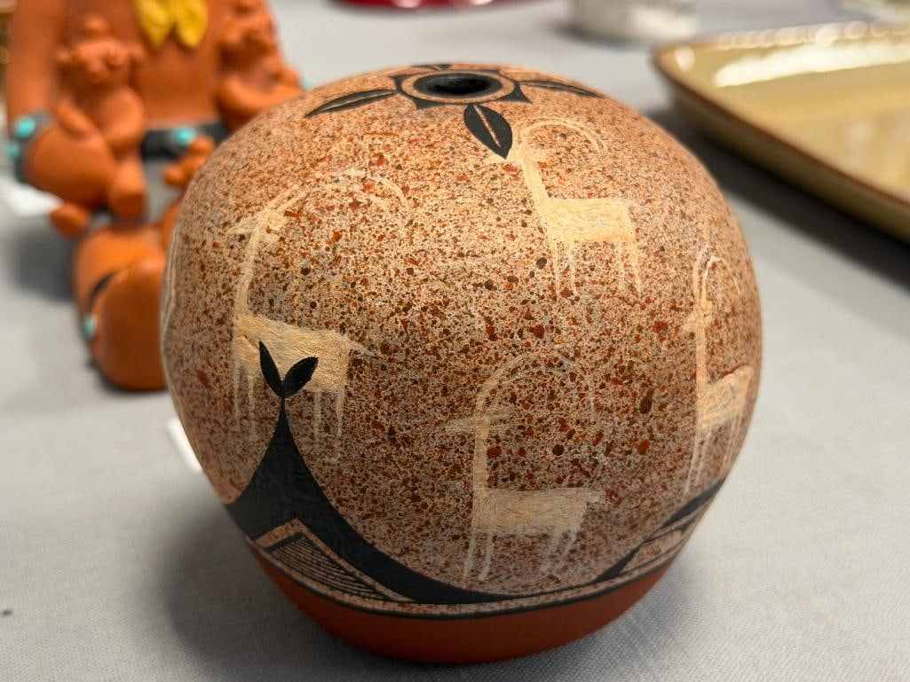 ZIA PUEBLO NEW MEXICO POLYCHROME HAND CRAFTED SEED POT WITH PETROGLYPHS DESIGN SIGNED "R.A." - 4