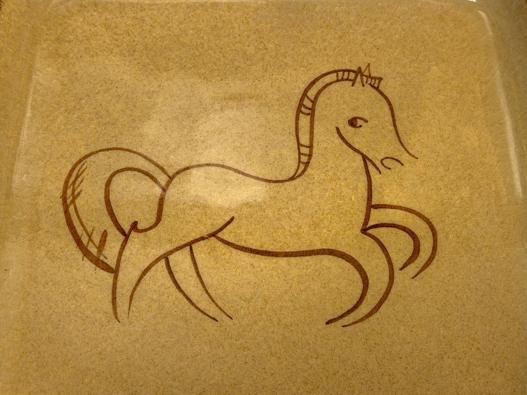 GABRIEL PASADENA / WINFIELD POTTERY MID-CENTURY POTTERY SQUARE PLATTER WITH HORSE DESIGN - 2