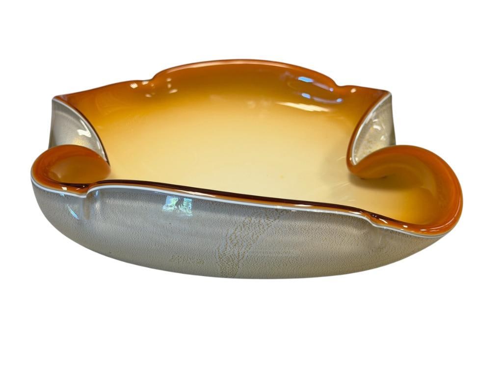 20TH CENTURY HAND BLOWN ART GLASS PINCHED RIM CONSOLE BOWL: ORANGE AND BEIGE ART GLASS BOWL WITH PINCHED SIDES 8 1/2" X 8 1/2" 