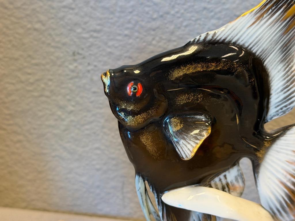 VINTAGE ROSENTHAL HAND PAINTED PORCELAIN SCALARE ANGEL FISH FIGURINE DESINGED BY FRITZ HEIDENRICH - 3