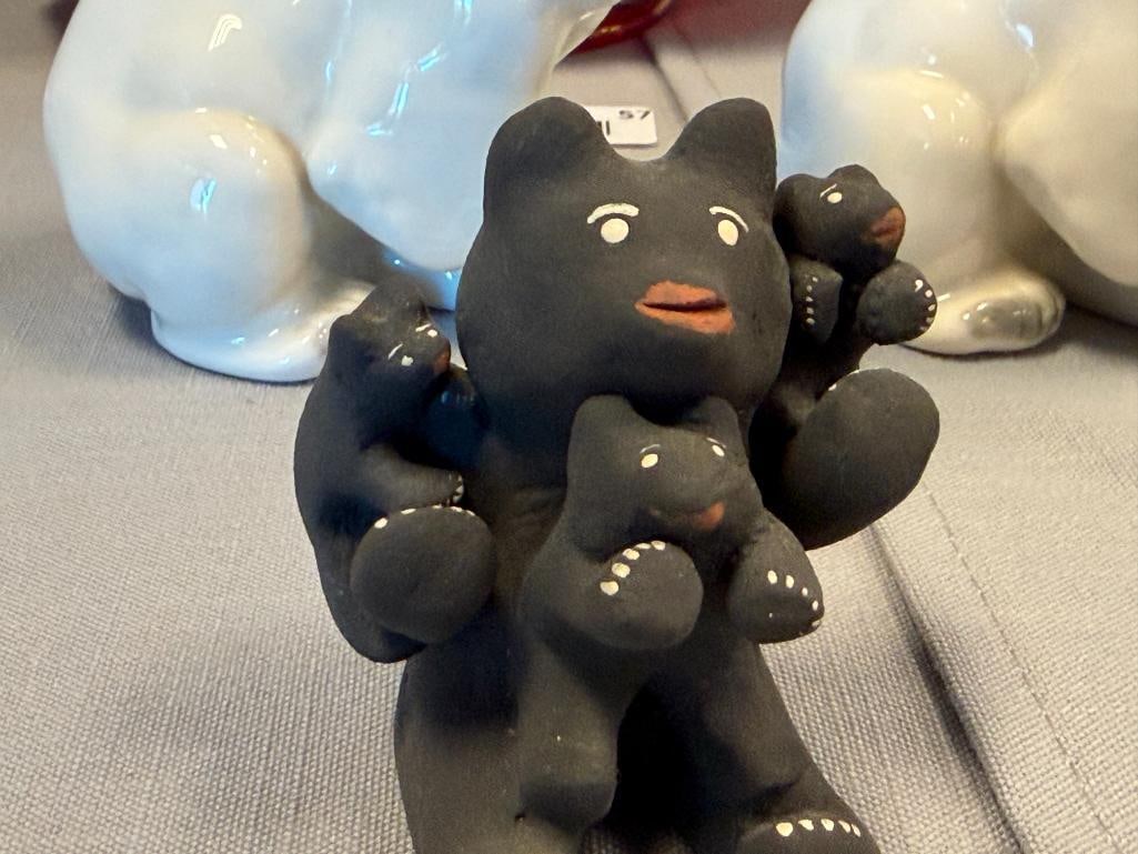 MARIA PRISCILLA ROMERO COCHITI PUEBLO POTTERY CLAY BEAR STORYTELLER FIGURINE - 2