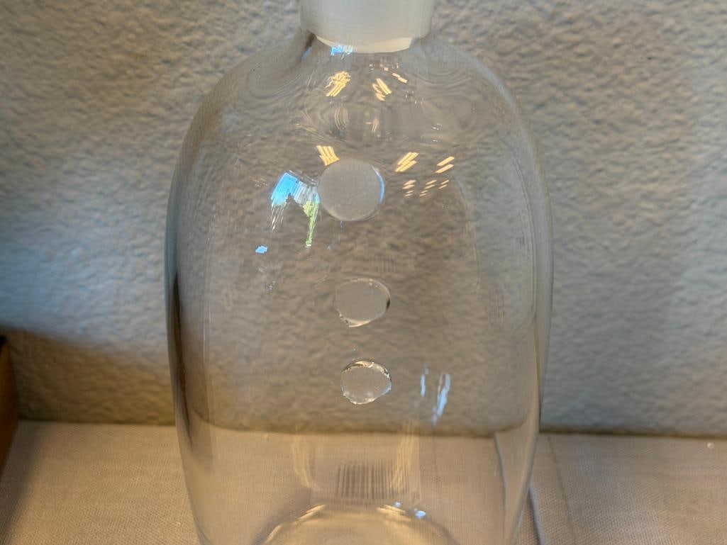 20TH CENTURY HAND BLOWN ART GLASS CLEAR GLASS CLOWN DECANTER - 4