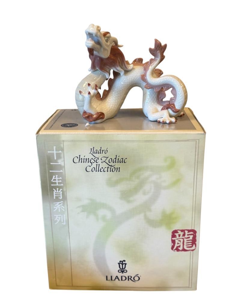 LLADRO ZODIAC COLLECTION FINE PORCELAIN FIGURE THE DRAGON NO. 6715 DESIGNED BY JOAN CODERCH (1 of 13)