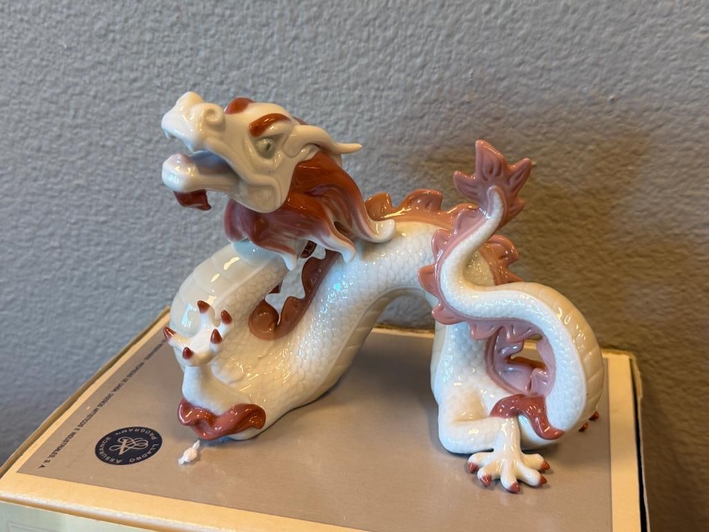 LLADRO ZODIAC COLLECTION FINE PORCELAIN FIGURE THE DRAGON NO. 6715 DESIGNED BY JOAN CODERCH - 2