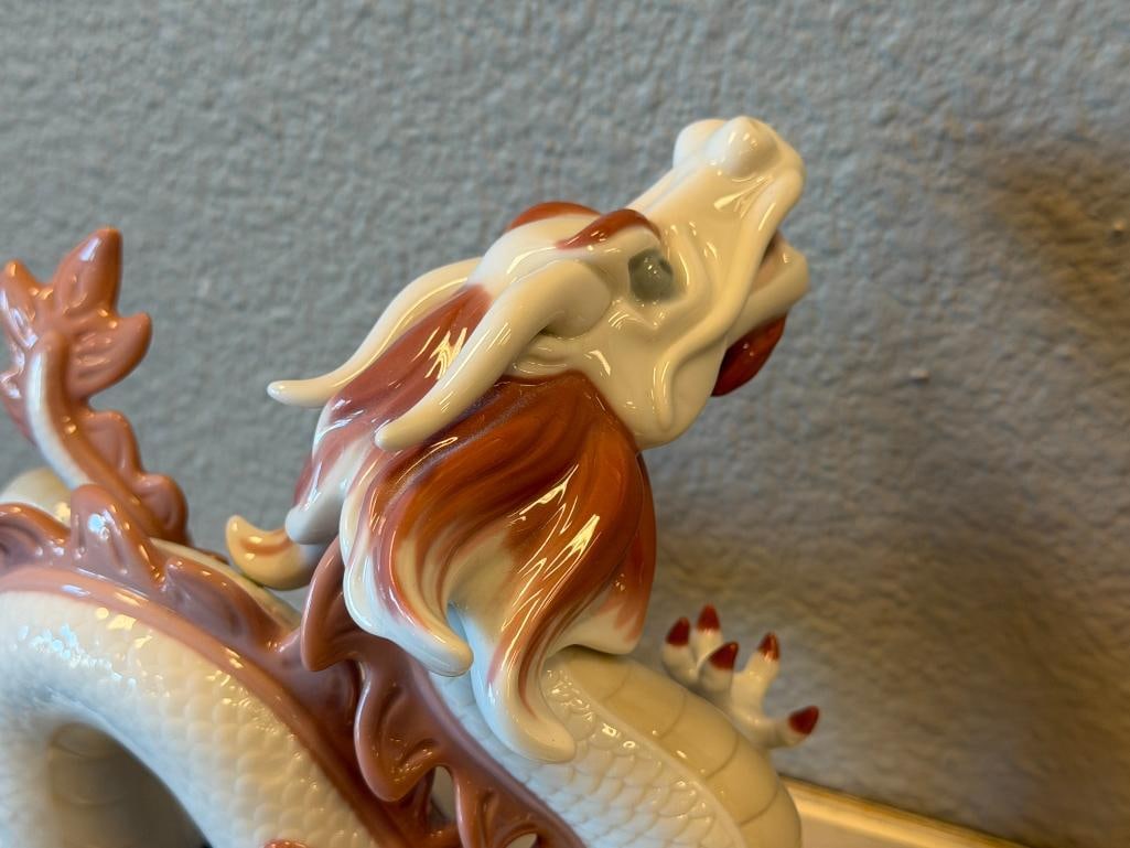 LLADRO ZODIAC COLLECTION FINE PORCELAIN FIGURE THE DRAGON NO. 6715 DESIGNED BY JOAN CODERCH - 7