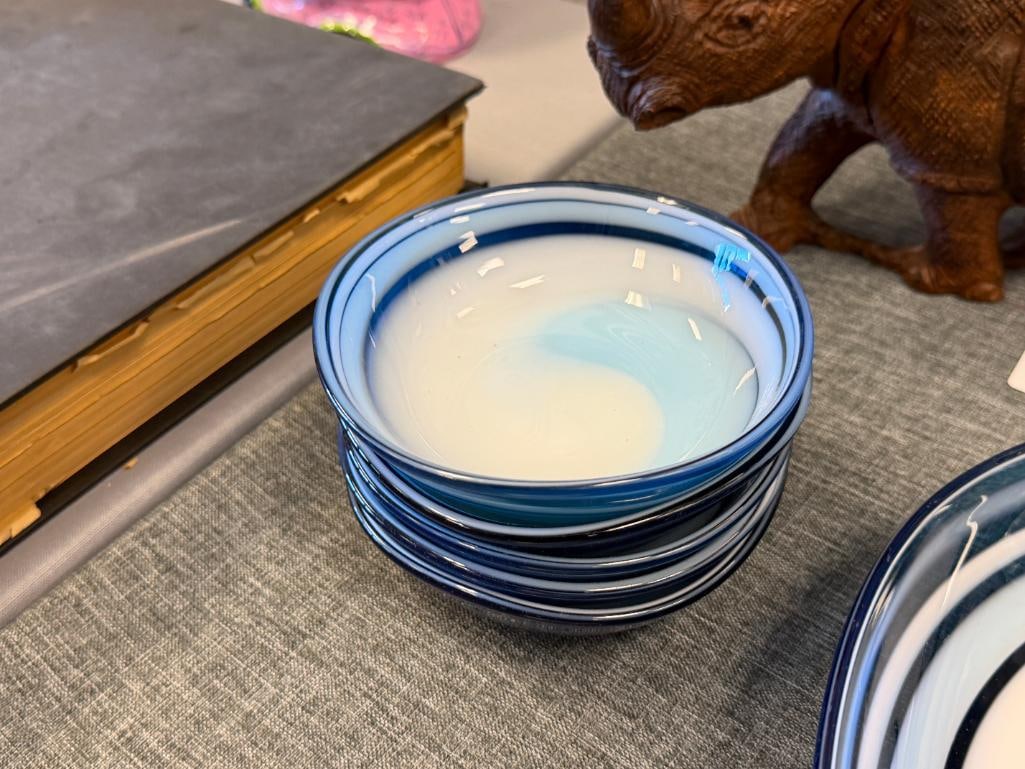 BLUE AND WHITE CASED HAND BLOWN ART GLASS SALAD BOWL SERVER WITH FIVE INDIVIDUAL BOWLS - 4
