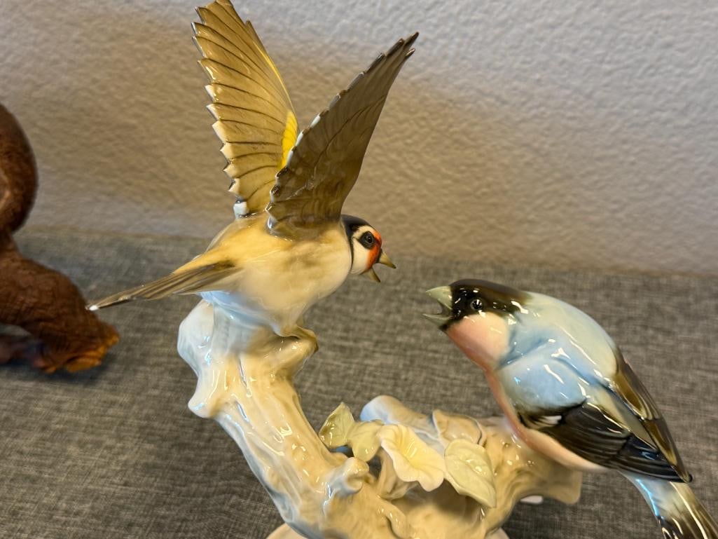 VINTAGE HUTSCHENREUTHER GERMAN PORCELAIN BIRD FIGURE DESINGED BY KARL TUTTER - 6
