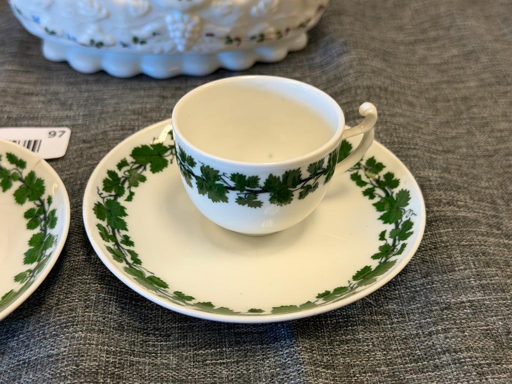 VINTAGE MEISSEN PORCELAIN DEMIS AND SAUCERS GREEN VINE PATTERN MADE IN GERMANY - 2