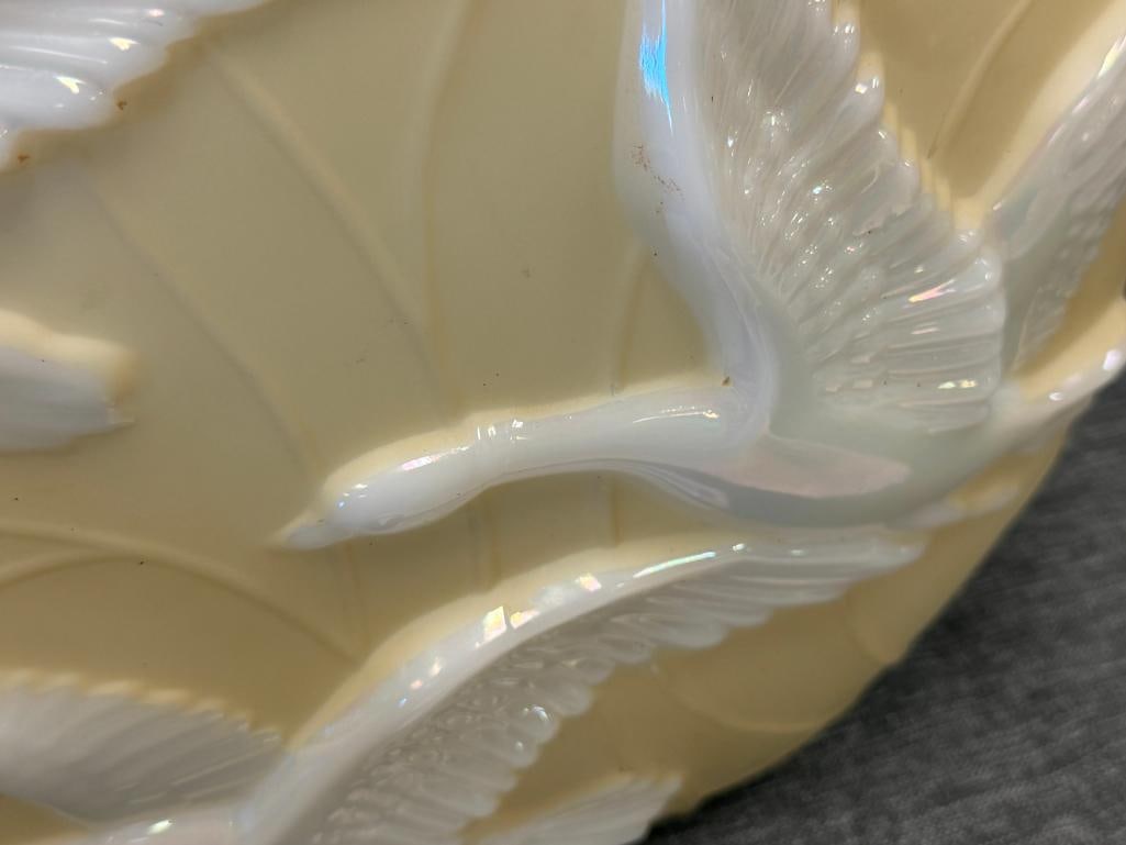 1930'S PHOENIX / CONSOLIDATED GLASS CO. SCULPTED GLASS YELLOW NAND IRIDESCENT BIRD VASE - 4