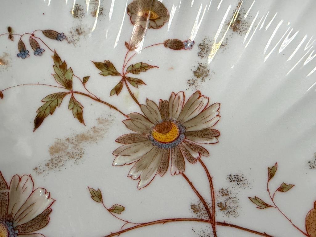 MARK & GUTHERZ CARLSBAD 20TH CENTURY PORCELAIN SERVING PLATTER WITH FLORAL AND GILT ACCENT DESIGN - 3