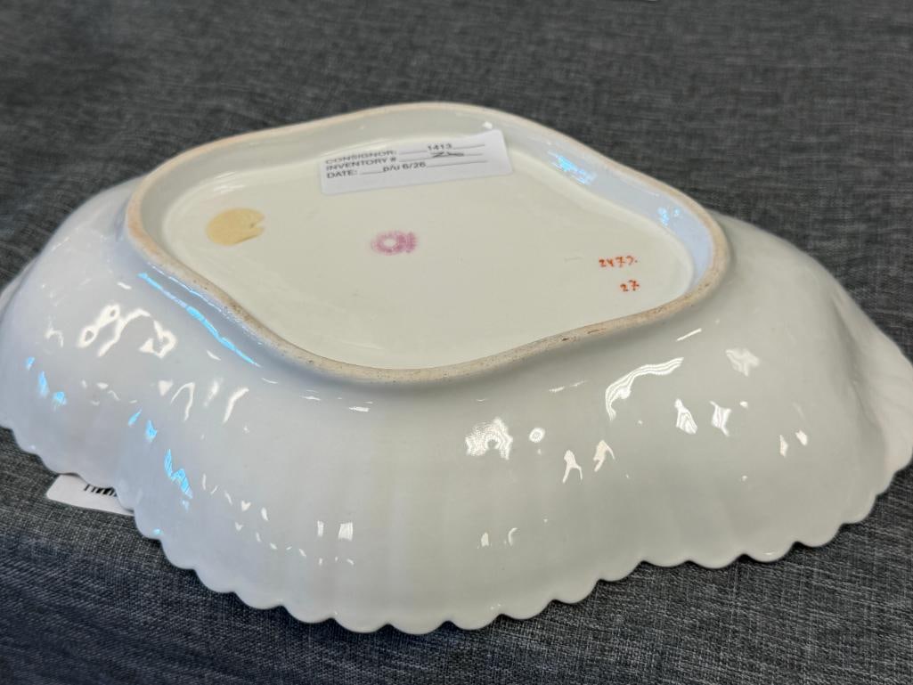 MARK & GUTHERZ CARLSBAD 20TH CENTURY PORCELAIN SERVING PLATTER WITH FLORAL AND GILT ACCENT DESIGN - 6