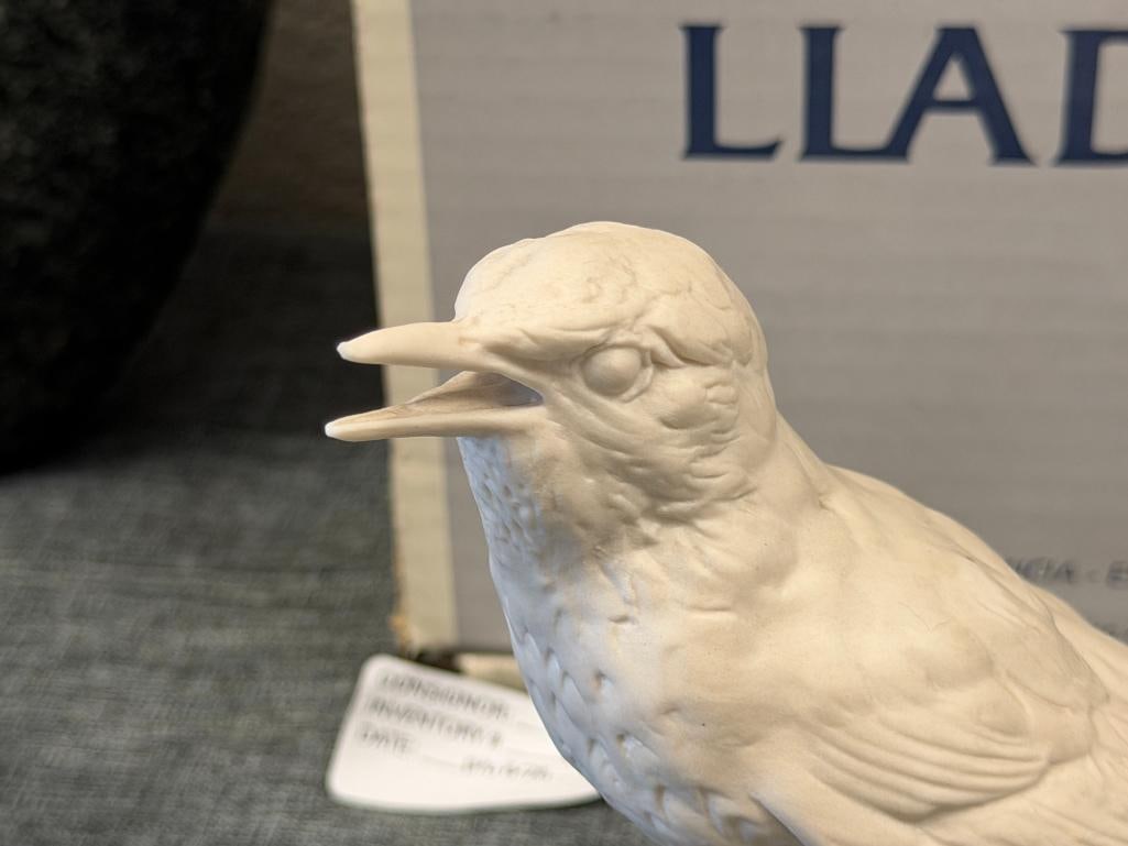 GOEBEL BISQUE PORCELAIN SONG THRUSH BIRD CV115 AND GOEBEL BLUE JAY ON SUNFLOWER 38527 - 3