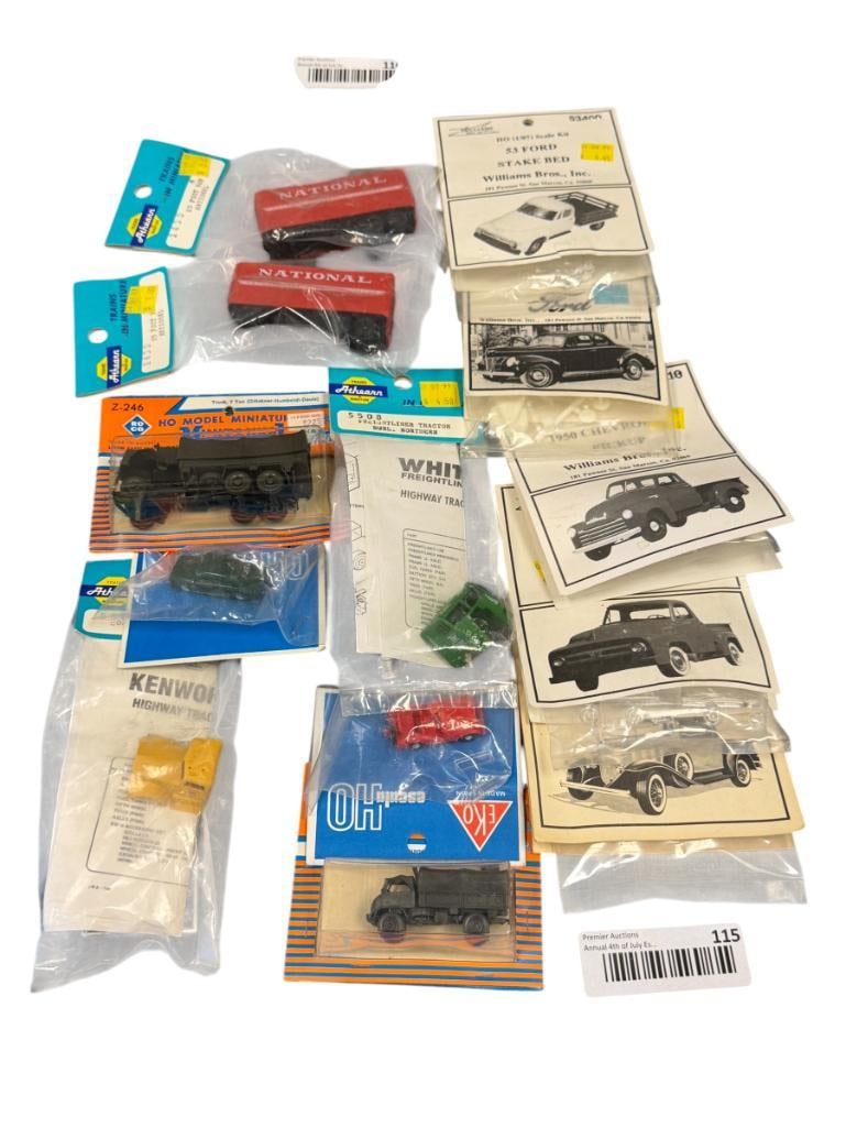 13 ATHEARNS / WILLIAMS BROS HO SCALE MODEL CARS / VEHICLES FOR TRAIN SET (1 of 12)