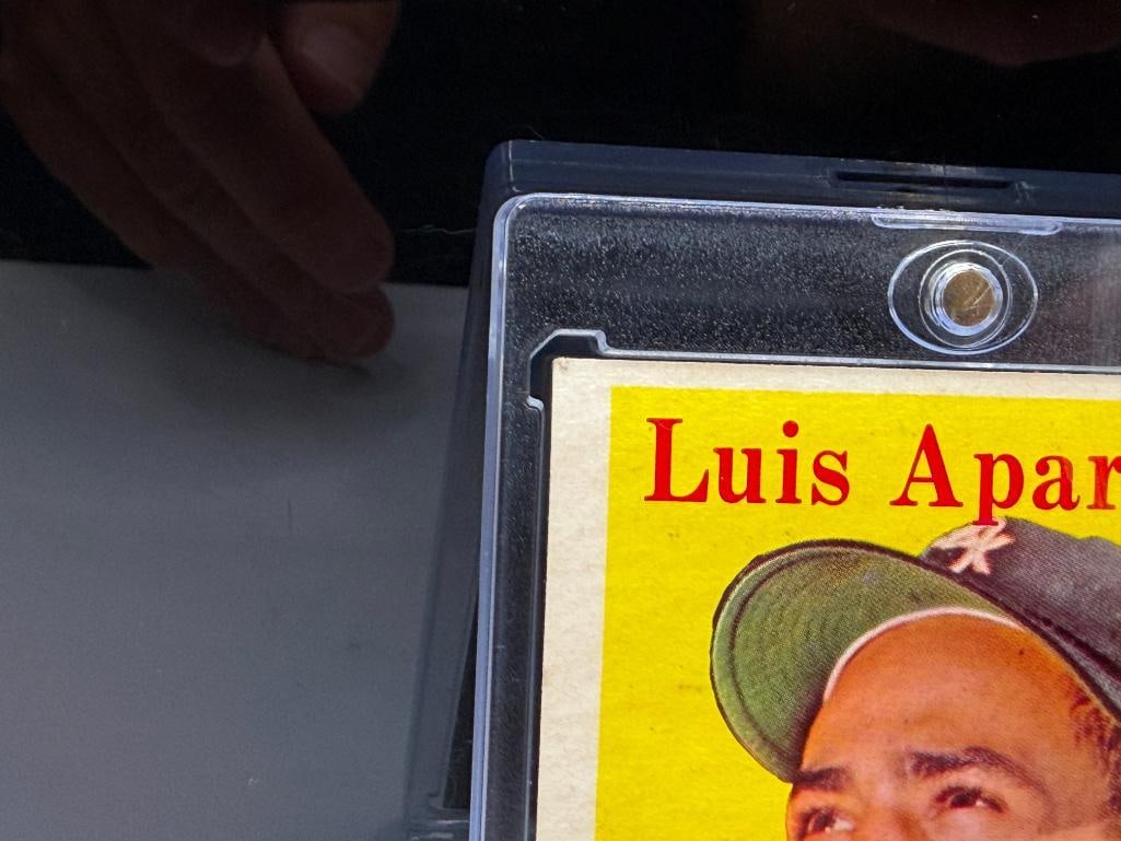 1958 TOPPS #85 LUIS APARICIO BASEBALL CARD - 6