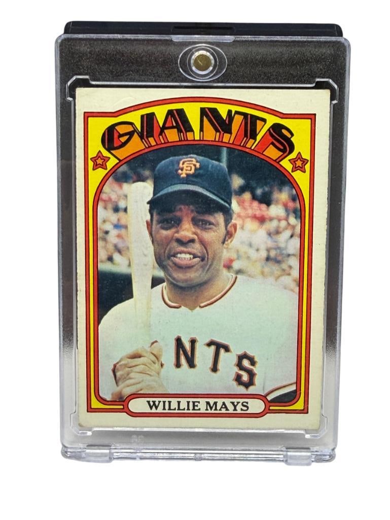 1972 TOPPS #49 WILLIE MAYS BASEBALL CARD (1 of 9)