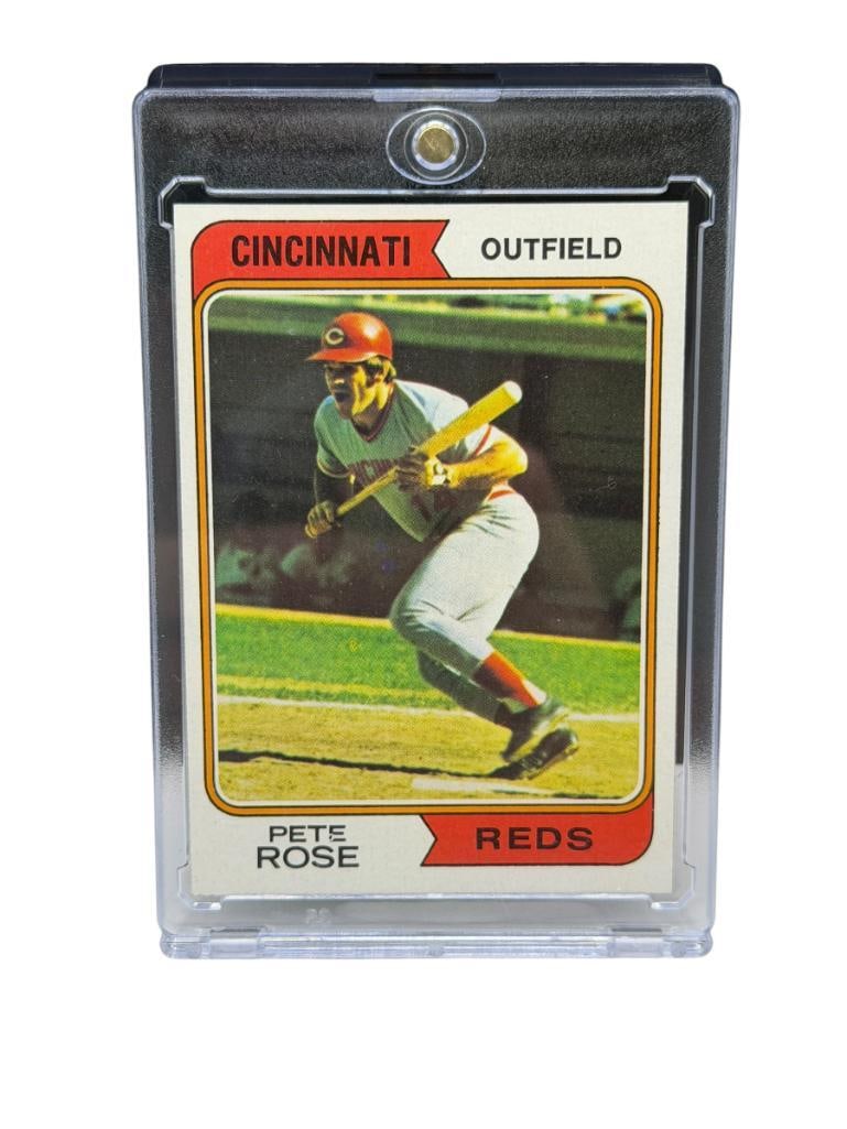 1974 TOPPS #300 PETE ROSE BASEBALL CARD (1 of 9)