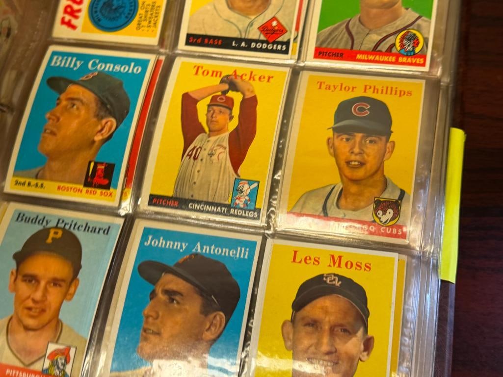 1958 TOPPS BASEBALL CARD SET FEATURING HALL OF FAMERS AND ROOKIE CARDS - 11