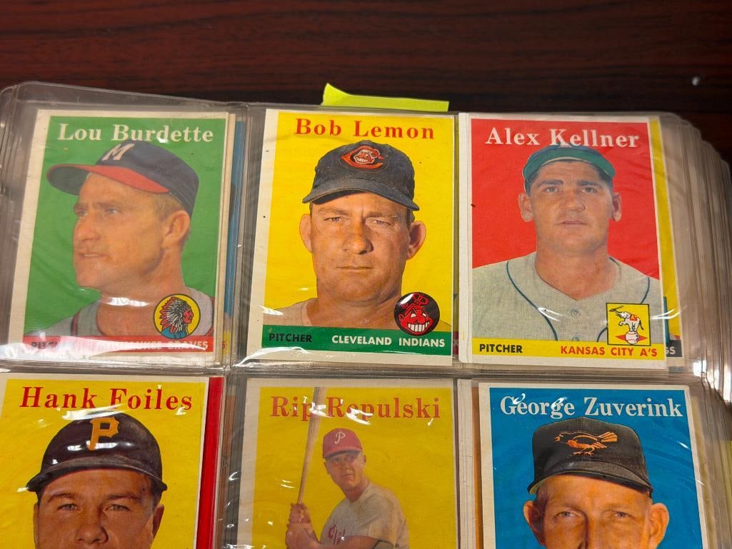 1958 TOPPS BASEBALL CARD SET FEATURING HALL OF FAMERS AND ROOKIE CARDS - 2