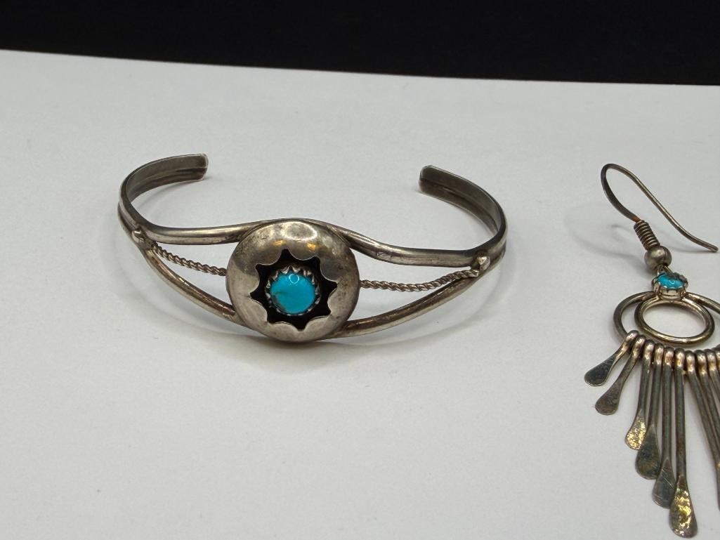 VINTAGE NAVAJO STERLING SILVER TURQUOISE SHADOWBOX DESIGN CHILD'S CUFF BRACELET AND DANGLE EARRINGS - 2