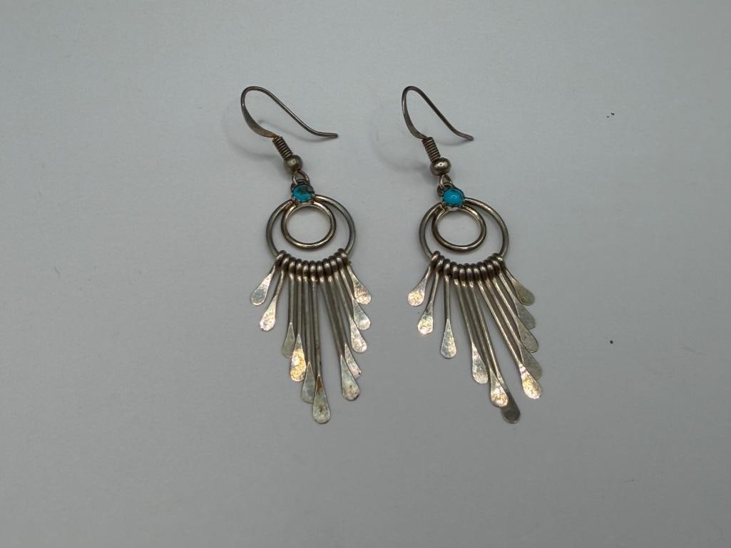 VINTAGE NAVAJO STERLING SILVER TURQUOISE SHADOWBOX DESIGN CHILD'S CUFF BRACELET AND DANGLE EARRINGS - 5