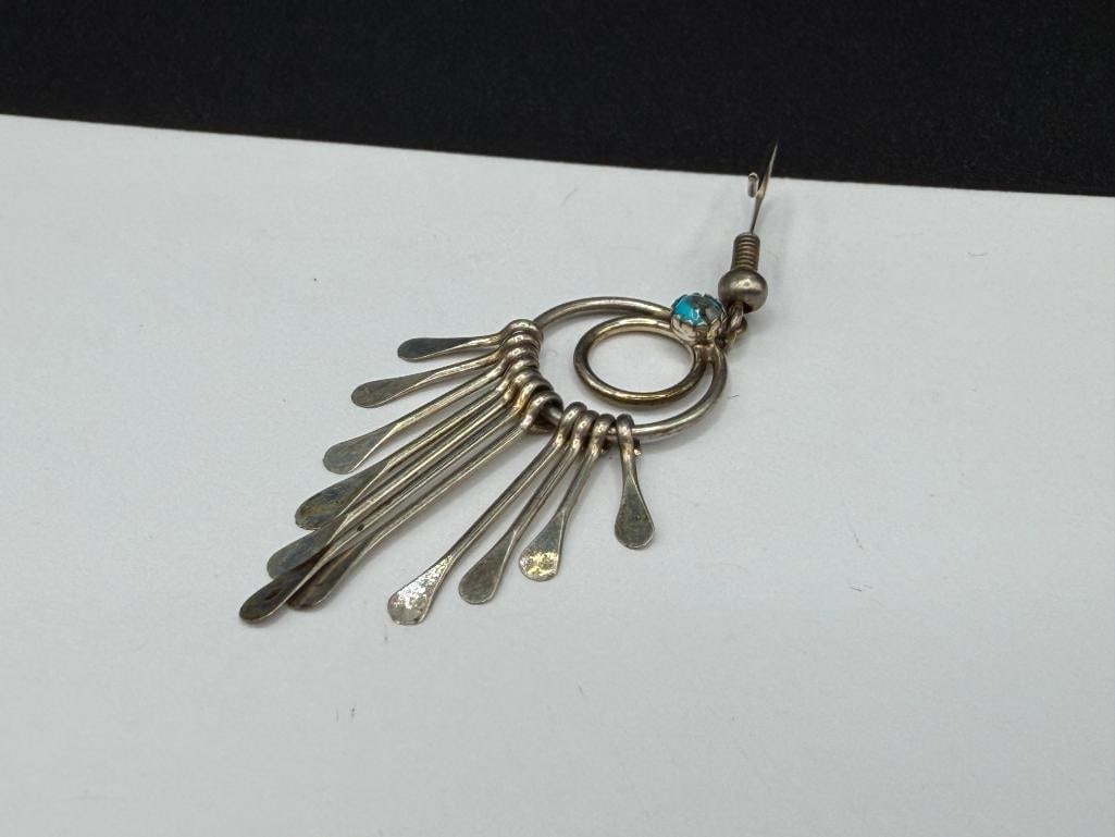 VINTAGE NAVAJO STERLING SILVER TURQUOISE SHADOWBOX DESIGN CHILD'S CUFF BRACELET AND DANGLE EARRINGS - 6