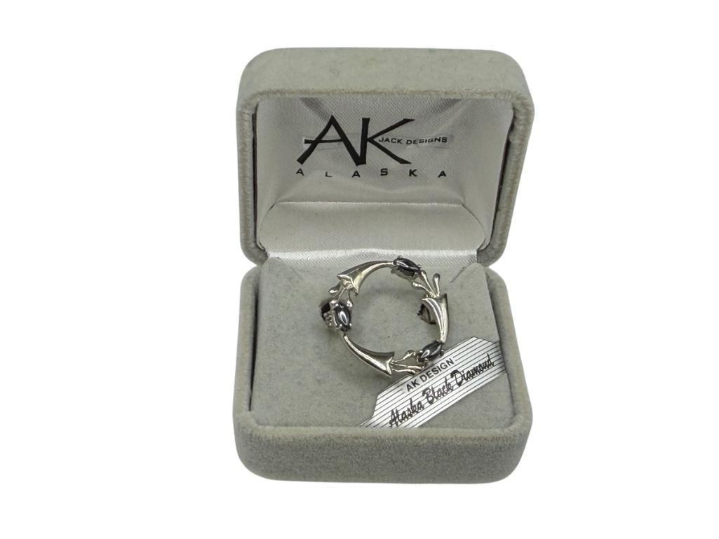 VINTAGE SILVER PLATED ALASKA JACK DESIGNS "BLACK DIAMOND" HEMATITE BROOCH: IN ORIGINAL BOX 1", 6MM HEMATITES