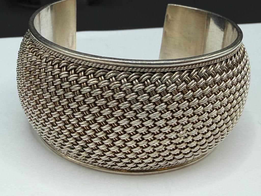 VINTAGE STERLING SILVER MESH DESIGN CUFF BRACELET - 2