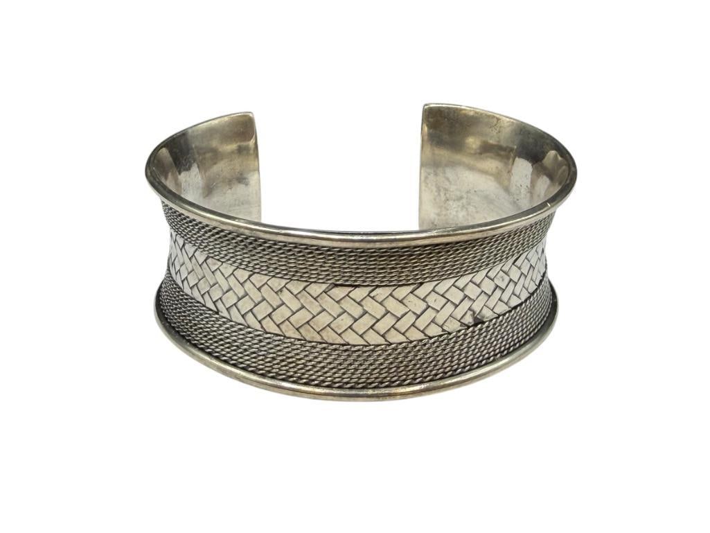 VINTAGE STERLING SILVER MESH AND BRAIDED PATTERN CUFF BRACELET (1 of 6)