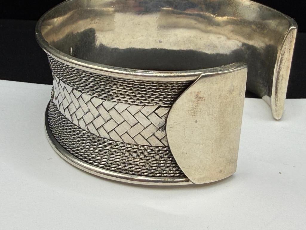 VINTAGE STERLING SILVER MESH AND BRAIDED PATTERN CUFF BRACELET - 3