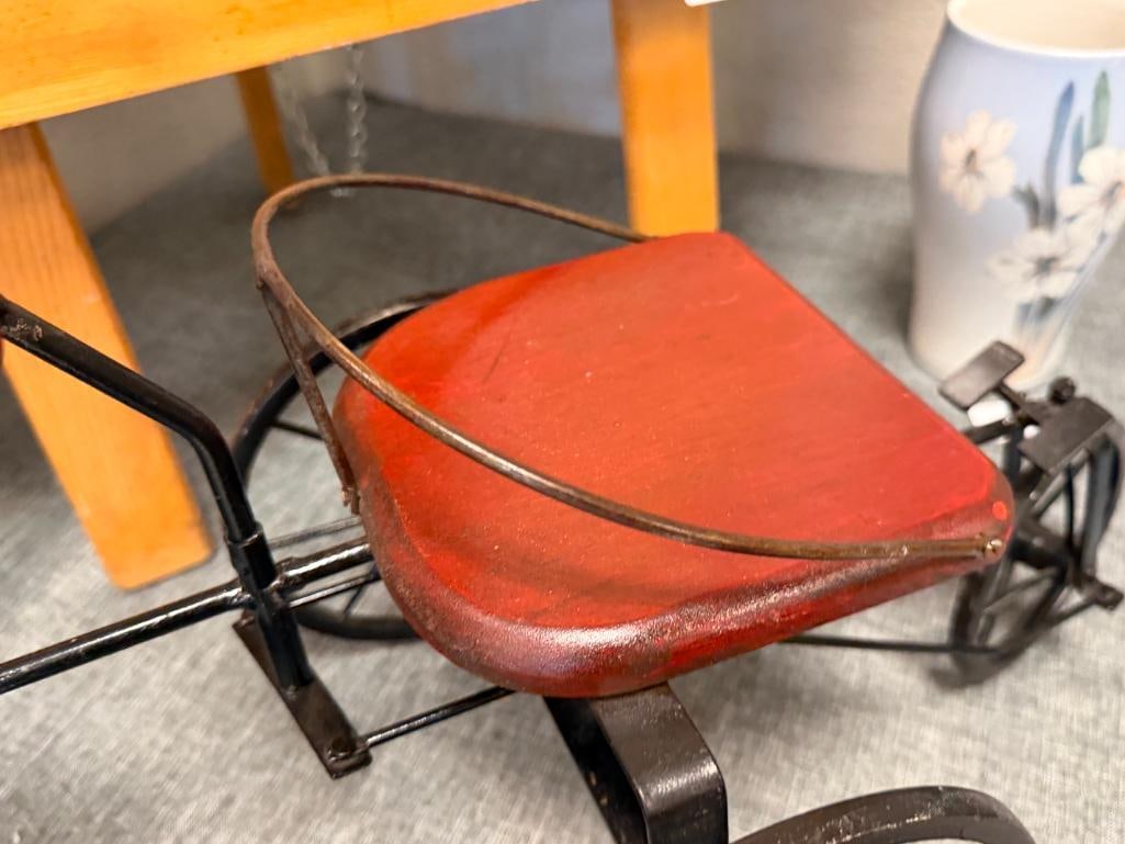 20TH CENTURY LAUREL AND HARDY FOLK ART VINTAGE DOLL TRICYCLE METAL FRAME, WHEELS AND WOODEN SEATS - 4