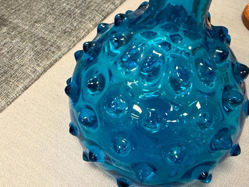 MID-CENTURY HAND BLOWN ART GLASS AQUA BLUE HOBNAIL VASE - 3