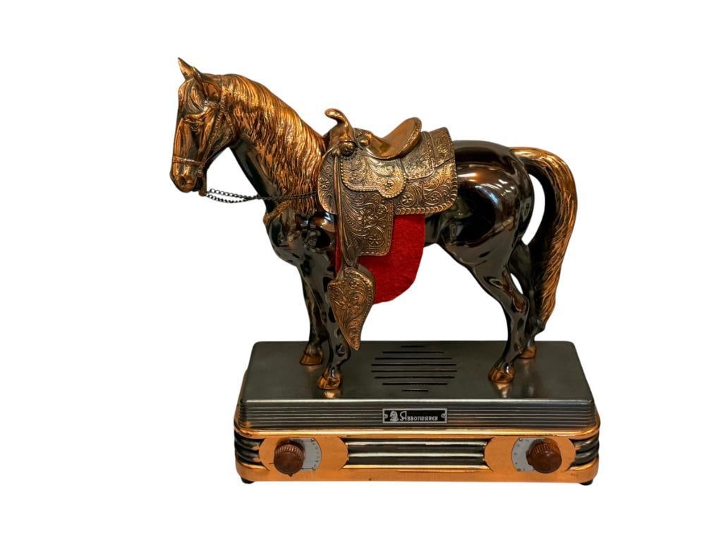 MID-CENTURY ABBOTWARES NOVELTY RADIO MODEL NO Z477 COPPER PLATED HORSE FIGURINE: MADE IN LOS ANGELES CALIFORNIA, COMPLETE RADIO IN GOOD CONDITION, TESTED - 14" H