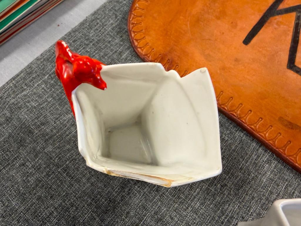 EARLY 20TH CENTURY ROYAL BAYREUTH DEVIL AND CARDS PORCELAIN PITCHERS MADE IN GERMANY - 4