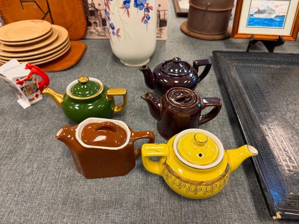 MID-CENTURY HALL AND JAPAN / OCCUPIED JAPAN MADE CERAMIC TEAPOTS - 2
