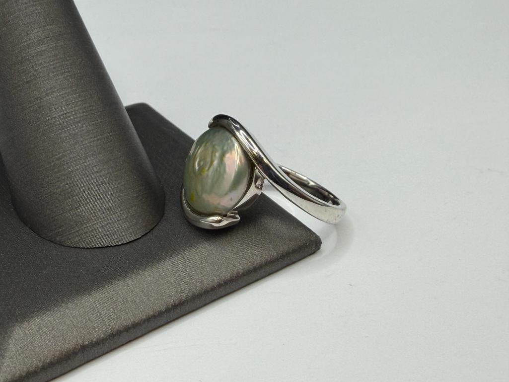 HONORA DESIGNER SIGNED STERLING SILVER ROUND SHAPED PEARL FASHION RING FEATURING BYPASS DESIGN - 3