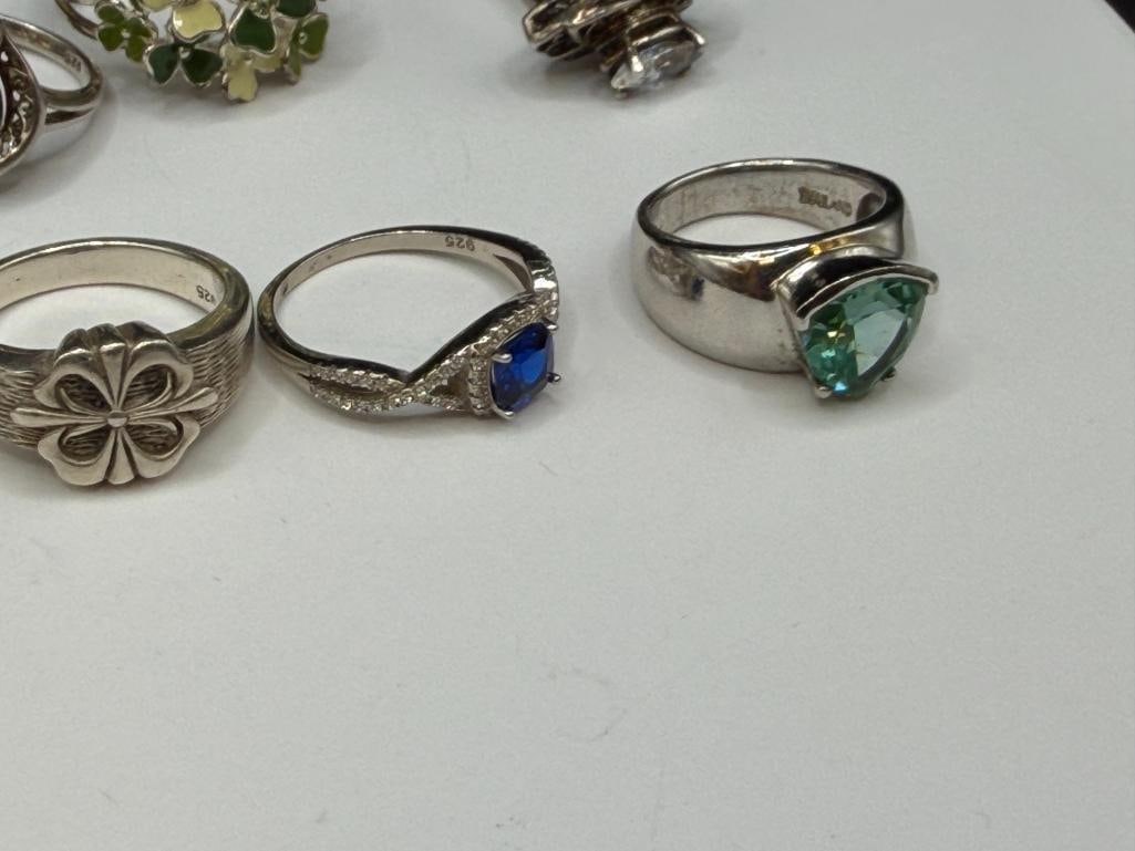 ASSORTED STERLING SILVER FASHION RINGS INCLUDING GEMTSONES AND SIMULATED GEMSTONES - 10