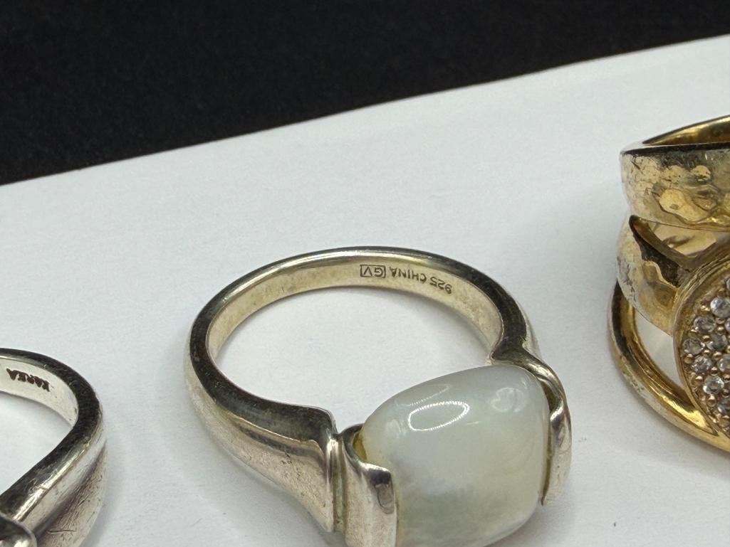 ASSORTED STERLING SILVER FASHION RINGS INCLUDING GEMTSONES AND SIMULATED GEMSTONES - 5