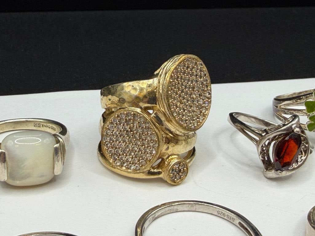 ASSORTED STERLING SILVER FASHION RINGS INCLUDING GEMTSONES AND SIMULATED GEMSTONES - 7