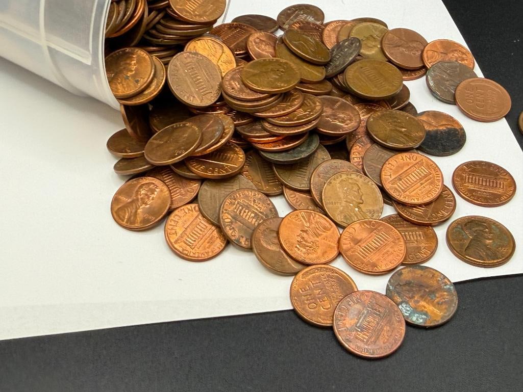 APPROX. 620 U.S. LINCOLN MEMORIAL AND WHEAT CENTS - 3