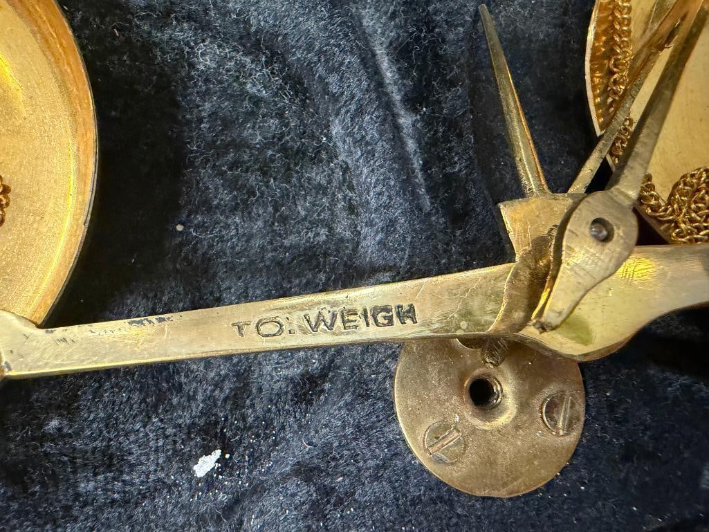 VINTAGE MINERS TRAVEL / POCKET SCALE WITH WEIGHTS AND CASE - 5
