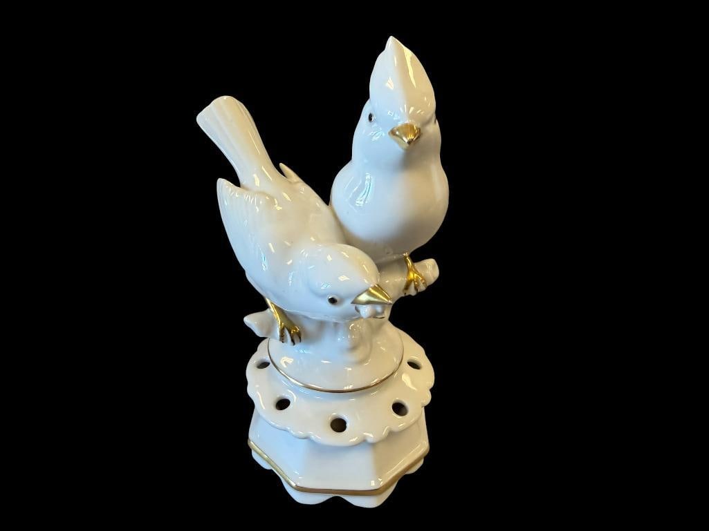 VINTAGE GEROLD PORZELLAN PORCELAIN BIRD FIGURAL FLOWER FROG FIGURINE WITH GILT ACCENTS (1 of 7)