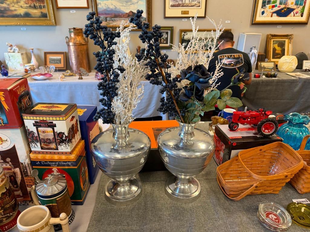 PAIR OF POLISHED CAST ALUMINUM DECORATIVE FOOTED VASES WITH ARTIFICIAL DECORATIONS - 2