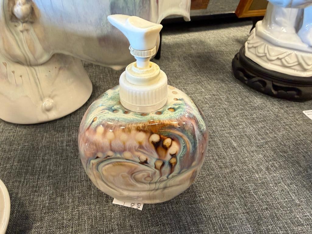 20TH CENTURY OCEAN INSPIRED DRIP GLAZE POTTERY VASE, SOAP DISPENSER AND TOOTHBRUSH HOLDER, SIGNED - 10