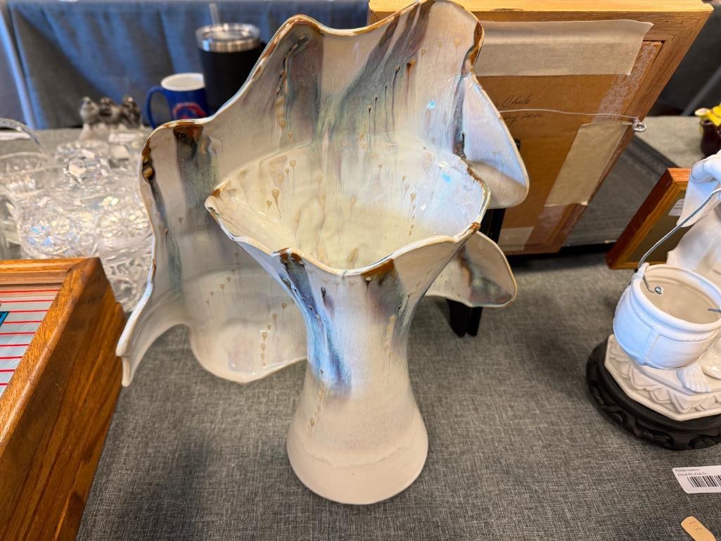 20TH CENTURY OCEAN INSPIRED DRIP GLAZE POTTERY VASE, SOAP DISPENSER AND TOOTHBRUSH HOLDER, SIGNED - 15